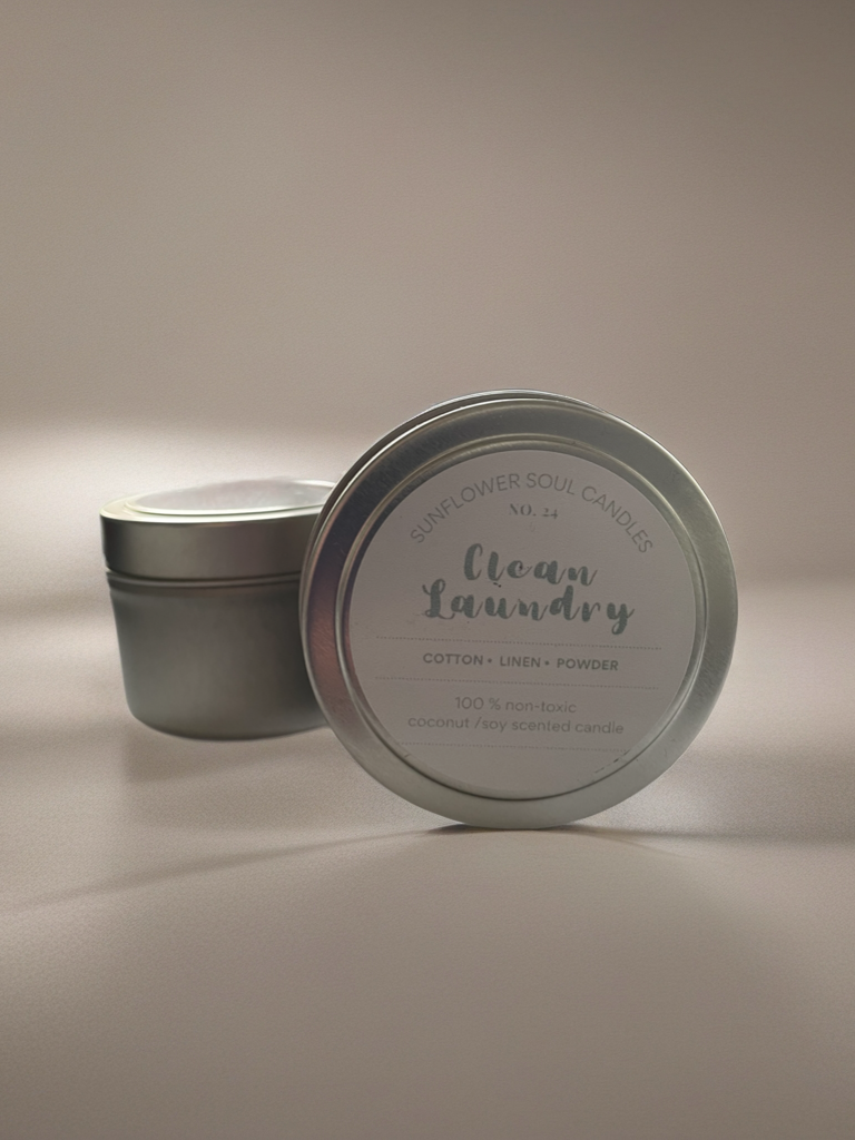 CLEAN LAUNDRY Scented Candle