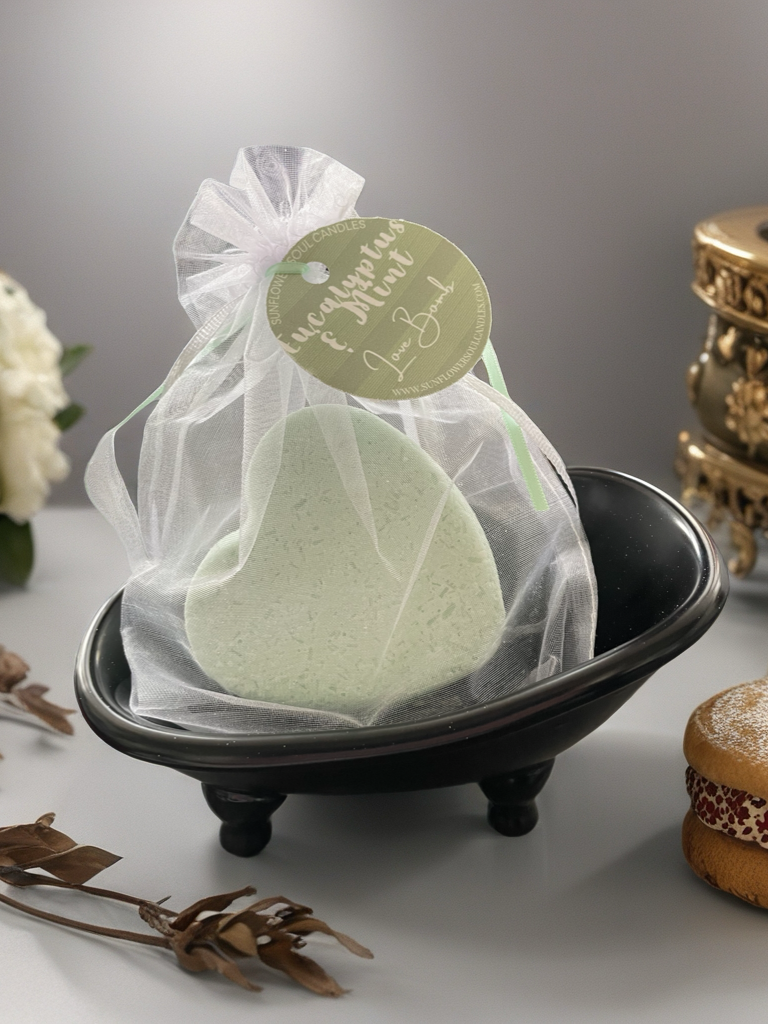 EUCALYPTUS & MINT Love Bomb