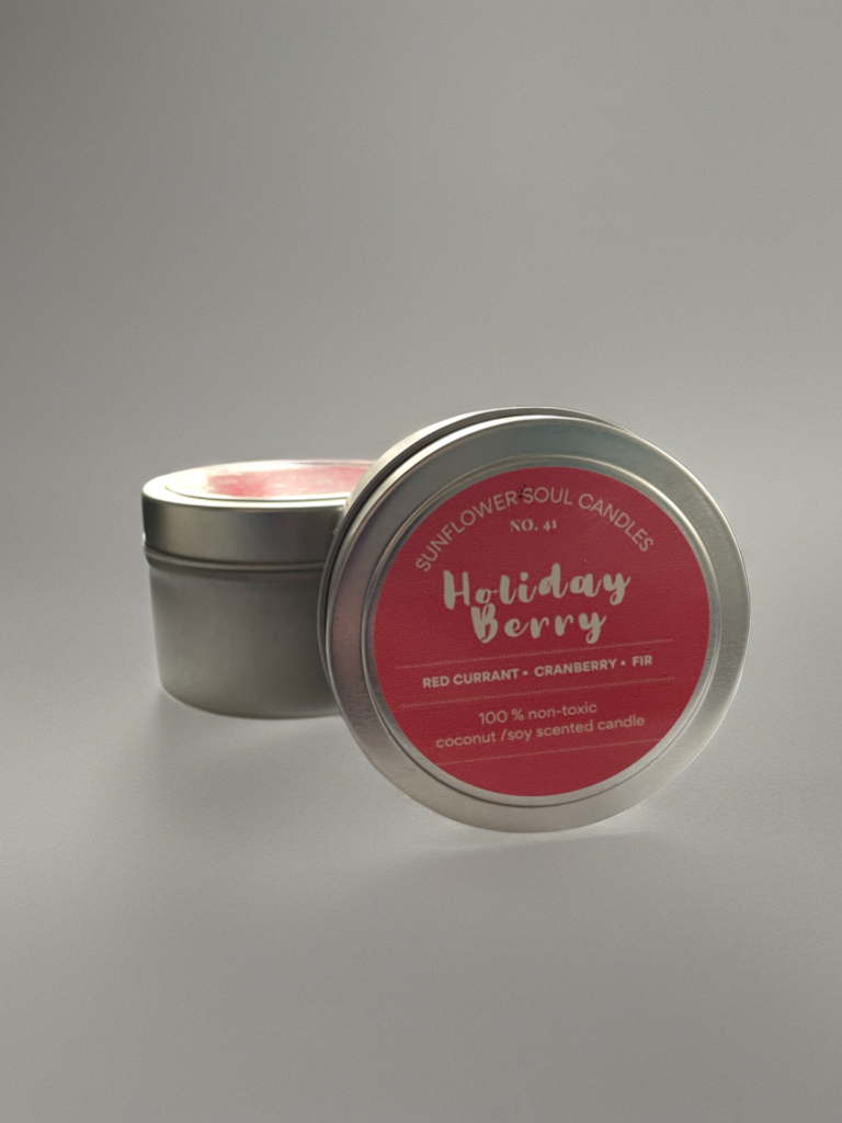 HOLIDAY BERRY Scented Candle